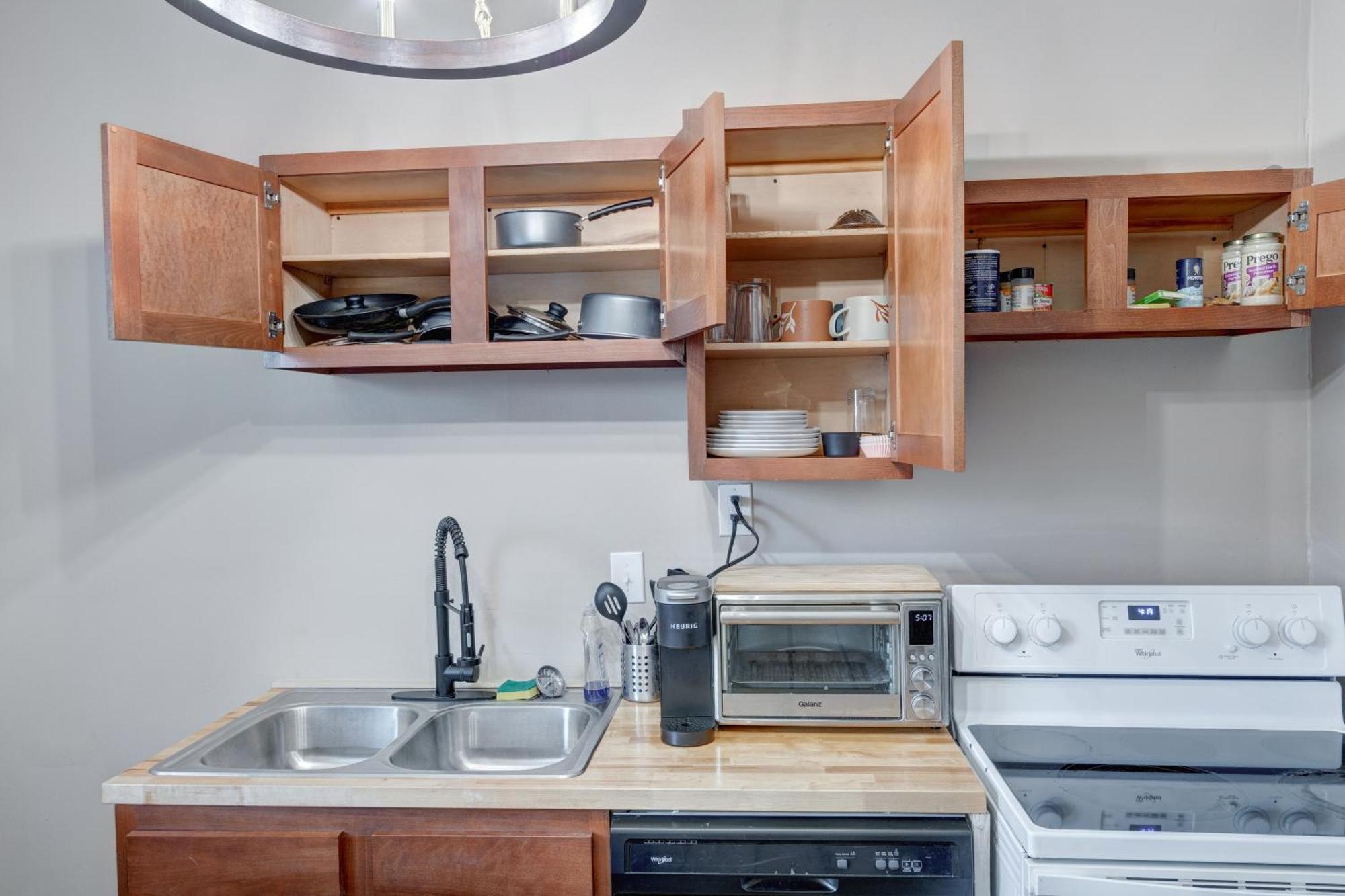 Prime 2Br Gem, Near Convention Hub! Appartement Indianapolis Buitenkant foto