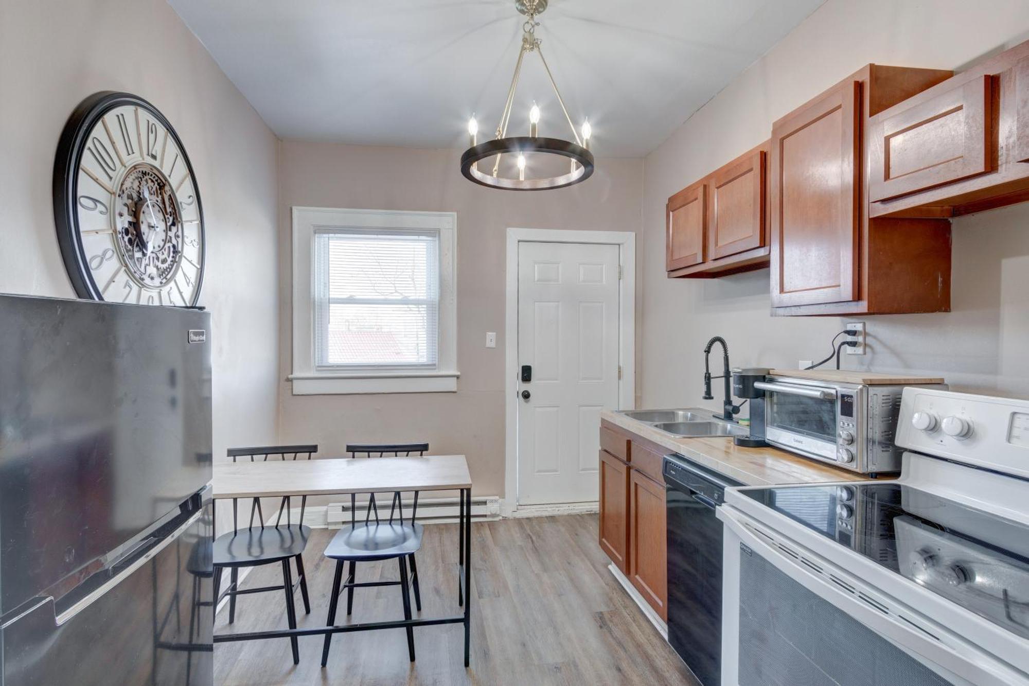Prime 2Br Gem, Near Convention Hub! Appartement Indianapolis Buitenkant foto
