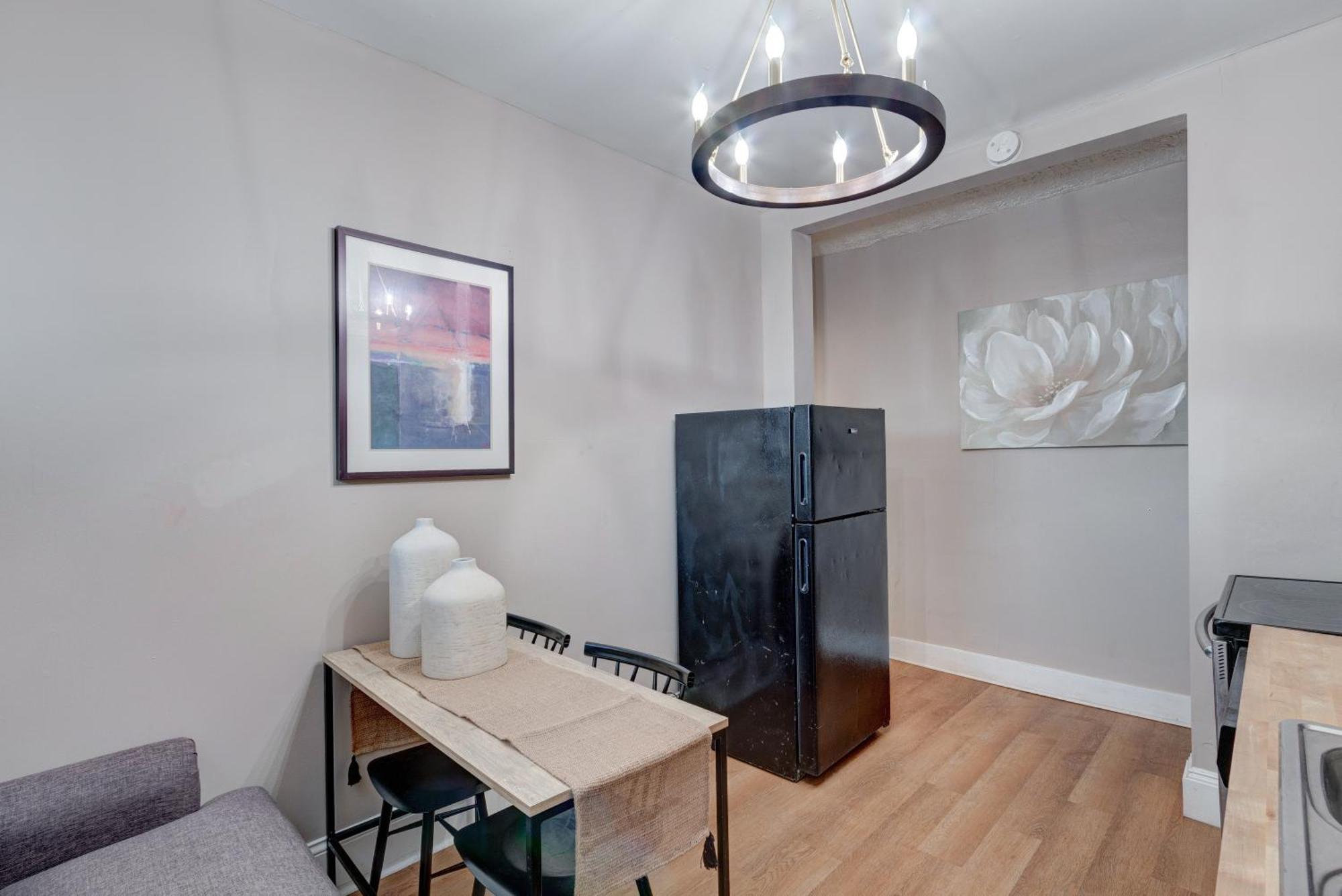 Prime 2Br Gem, Near Convention Hub! Appartement Indianapolis Buitenkant foto
