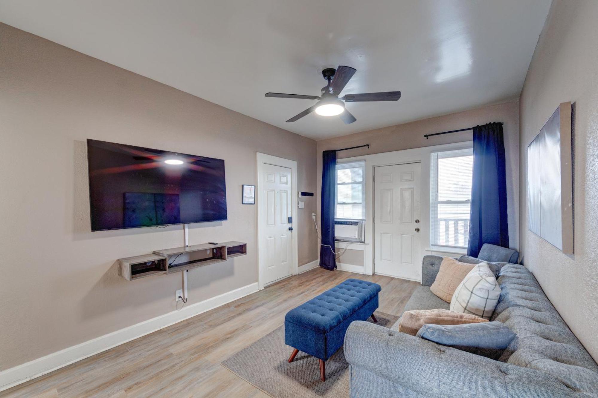 Prime 2Br Gem, Near Convention Hub! Appartement Indianapolis Buitenkant foto