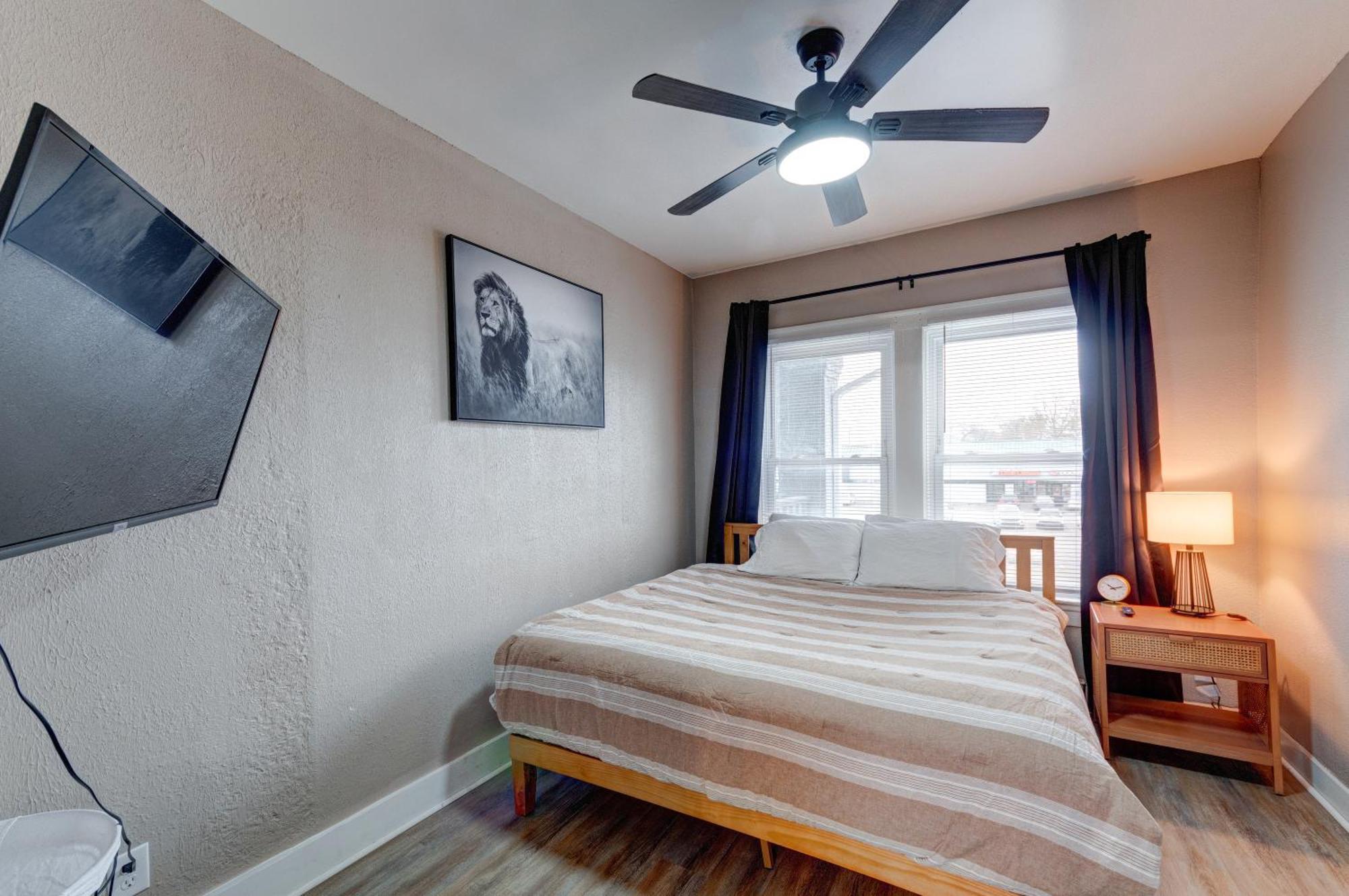 Prime 2Br Gem, Near Convention Hub! Appartement Indianapolis Buitenkant foto